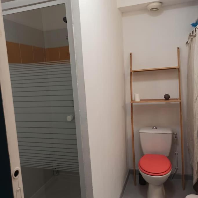 Appartement Avec Terrasse Et Parking Proche Centre Avignon